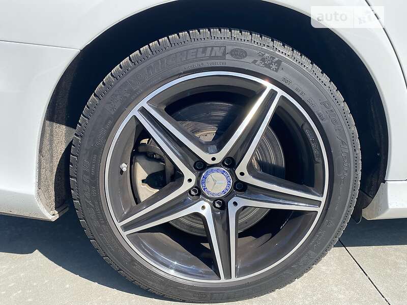 Універсал Mercedes-Benz E-Class 2016 в Києві