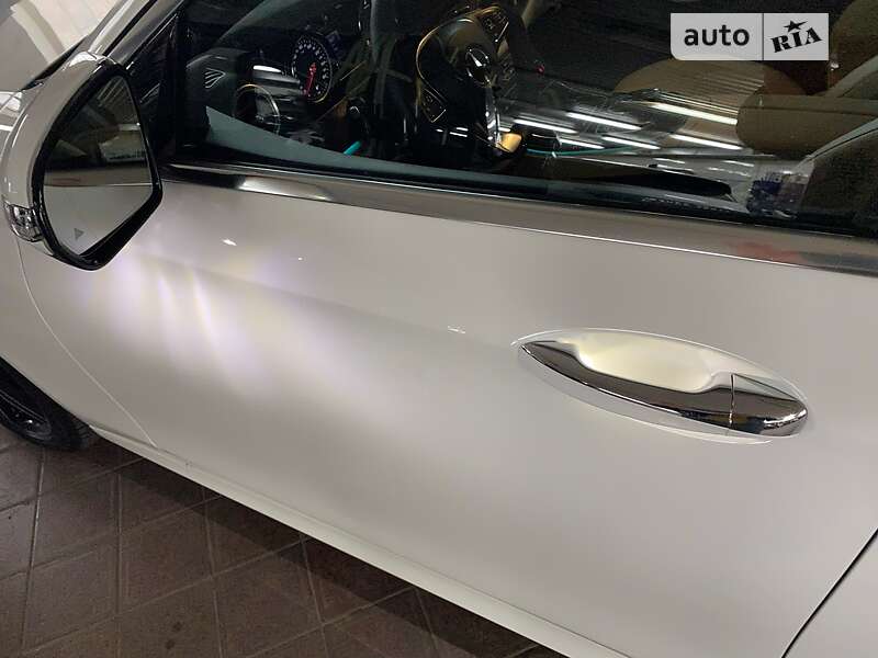 Універсал Mercedes-Benz E-Class 2016 в Києві