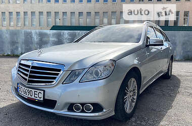 Универсал Mercedes-Benz E-Class 2011 в Кременце