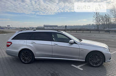 Универсал Mercedes-Benz E-Class 2011 в 