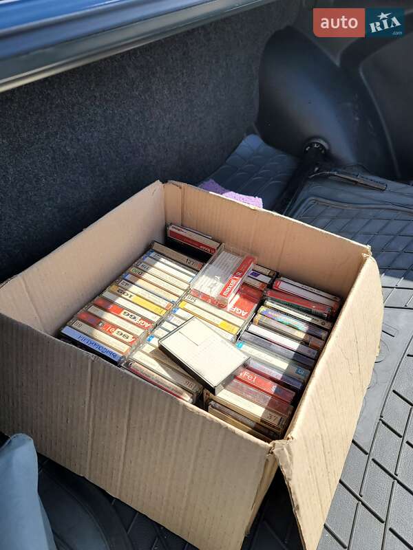 Седан Mercedes-Benz E-Class 1984 в Києві