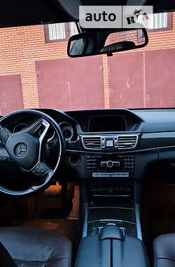 Универсал Mercedes-Benz E-Class 2013 в Дубно