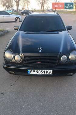 Універсал Mercedes-Benz E-Class 1998 в Вінниці