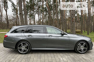 Универсал Mercedes-Benz E-Class 2018 в Житомире