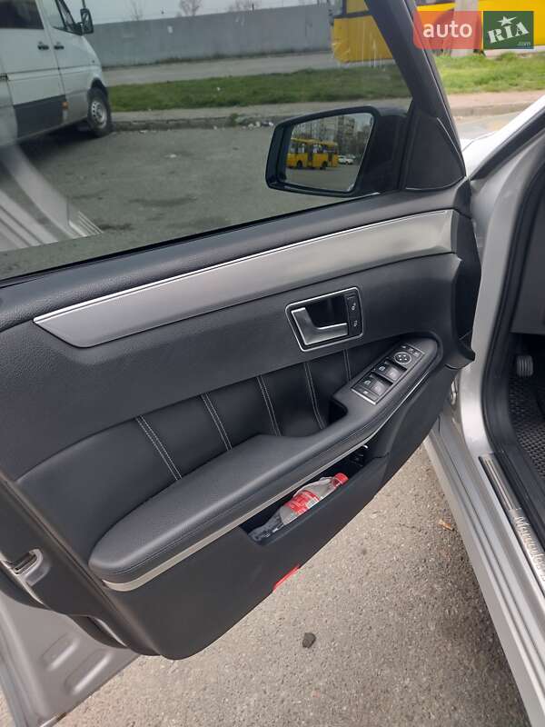 Седан Mercedes-Benz E-Class 2014 в Києві