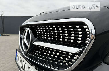 Седан Mercedes-Benz E-Class 2017 в 