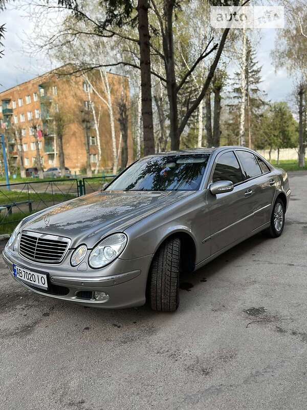 Mercedes-Benz E-Class 2004