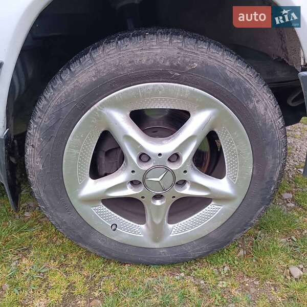 Седан Mercedes-Benz E-Class 1989 в Черновцах фото 4 Седан Mercedes-Benz E-Class 1989 в Черновцах