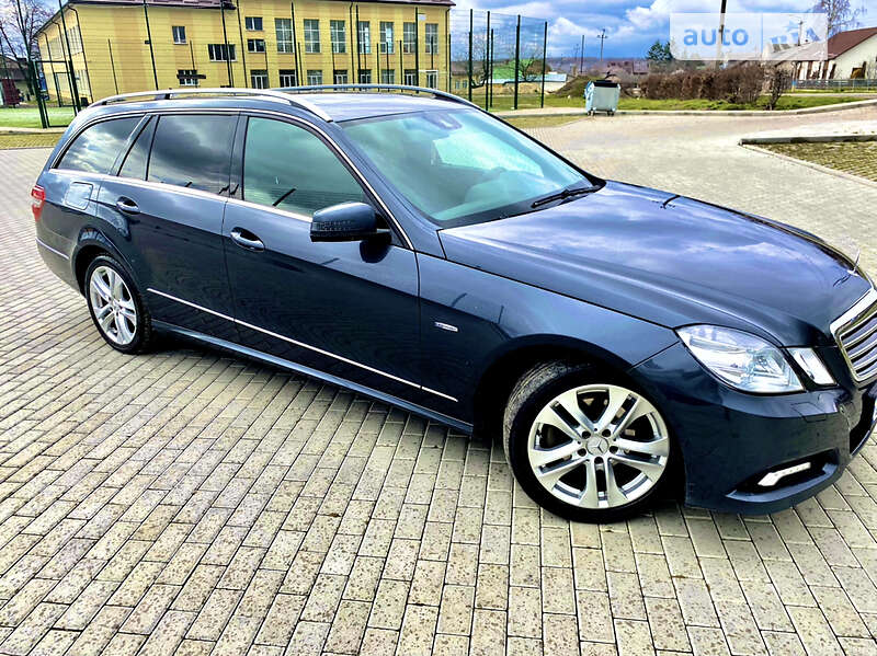 Універсал Mercedes-Benz E-Class 2010 в Бучачі