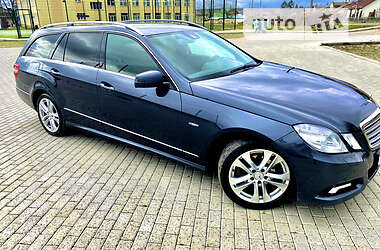 Универсал Mercedes-Benz E-Class 2010 в 