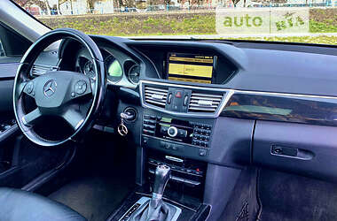 Универсал Mercedes-Benz E-Class 2010 в 