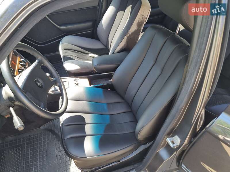 Седан Mercedes-Benz E-Class 1989 в Одессе фото 31 Седан Mercedes-Benz E-Class 1989 в Одессе