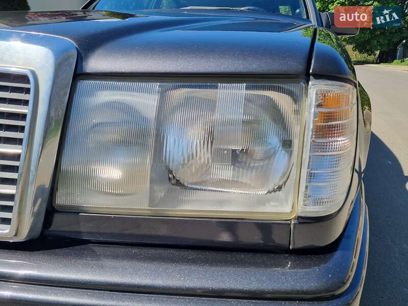 Седан Mercedes-Benz E-Class 1989 в Одессе фото 69 Седан Mercedes-Benz E-Class 1989 в Одессе