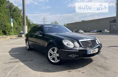 Седан Mercedes-Benz E-Class 2007 в Днепре