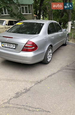 Седан Mercedes-Benz E-Class 2002 в Харкові