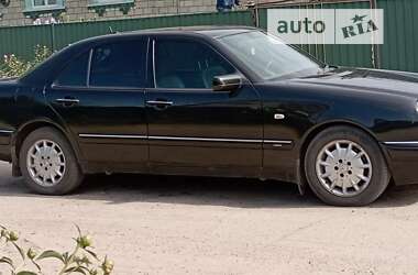 Седан Mercedes-Benz E-Class 1998 в Чернухах