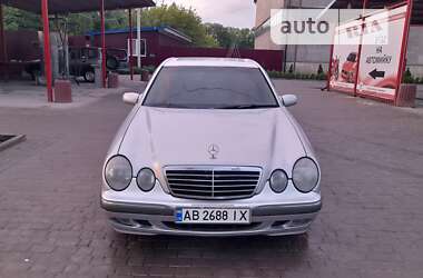 Седан Mercedes-Benz E-Class 2000 в 