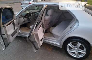 Седан Mercedes-Benz E-Class 2000 в 