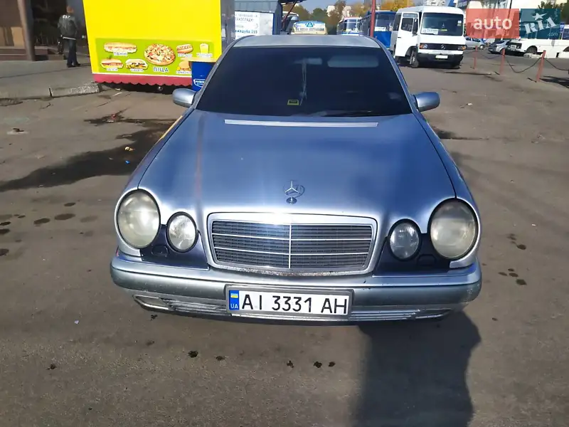 Седан Mercedes-Benz E-Class 1998 в 