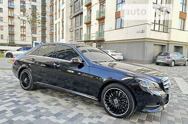 Седан Mercedes-Benz E-Class 2014 в Ивано-Франковске