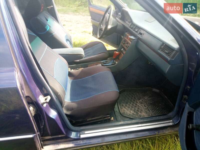 Седан Mercedes-Benz E-Class 1993 в Хмельницькому