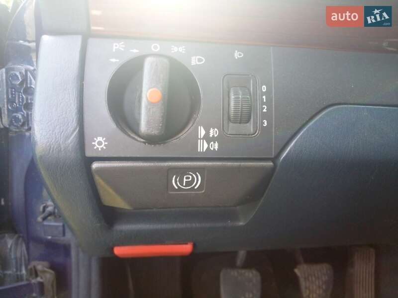 Седан Mercedes-Benz E-Class 1993 в Хмельницькому