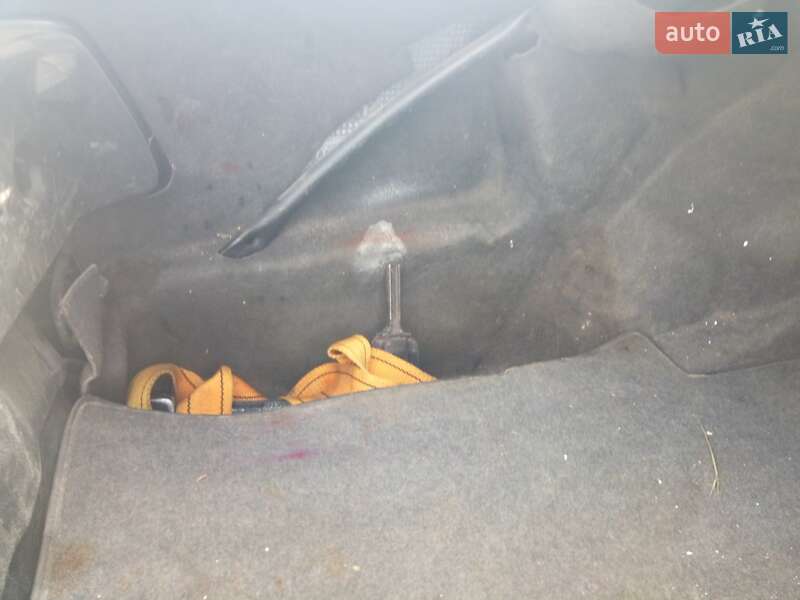 Седан Mercedes-Benz E-Class 1993 в Хмельницькому