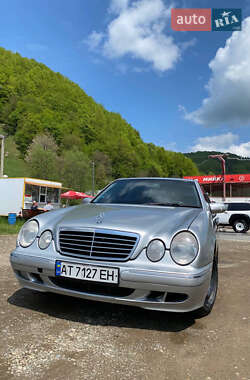 Седан Mercedes-Benz E-Class 2000 в Косове