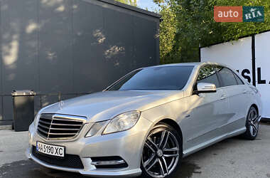 Седан Mercedes-Benz E-Class 2012 в 