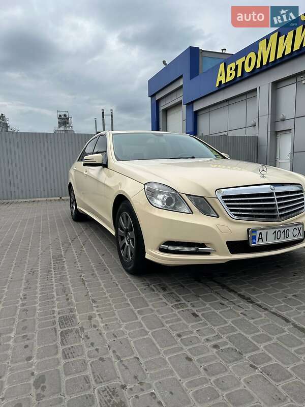 Седан Mercedes-Benz E-Class 2013 в Білій Церкві
