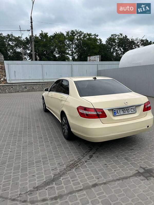 Седан Mercedes-Benz E-Class 2013 в Білій Церкві