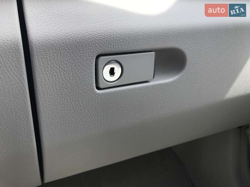 Універсал Mercedes-Benz E-Class 2014 в Ужгороді