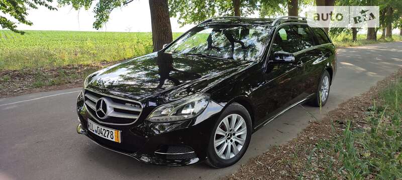 Универсал Mercedes-Benz E-Class 2016 в Киеве