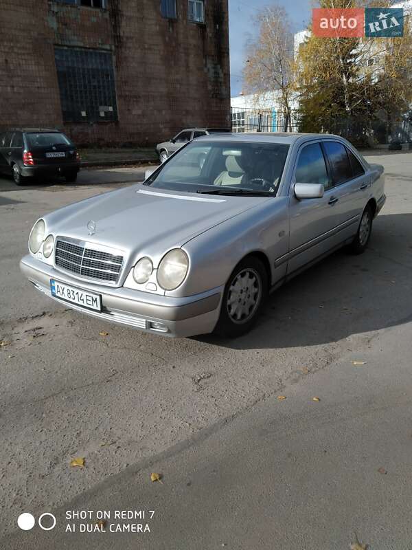 Mercedes-Benz E-Class 1997