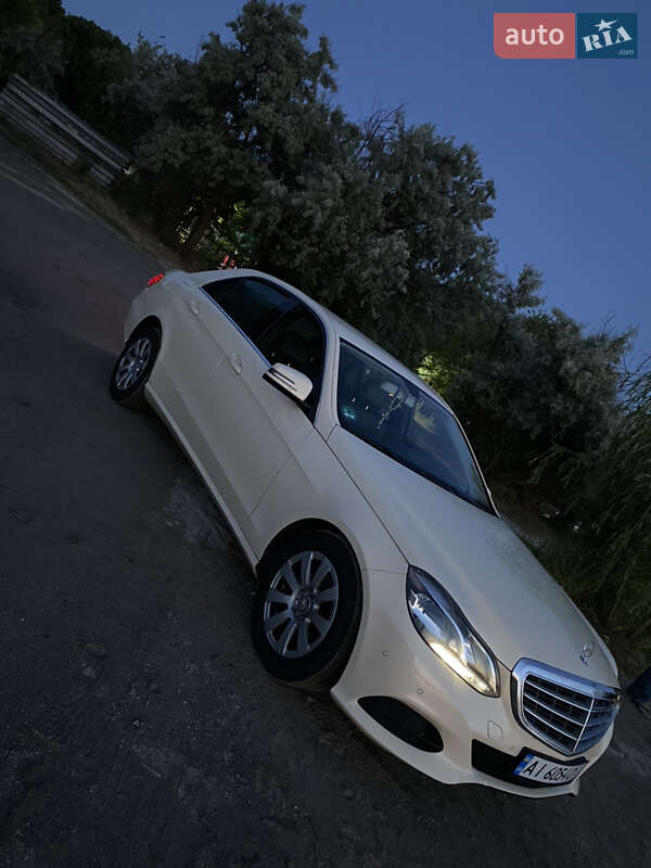Седан Mercedes-Benz E-Class 2015 в Николаеве