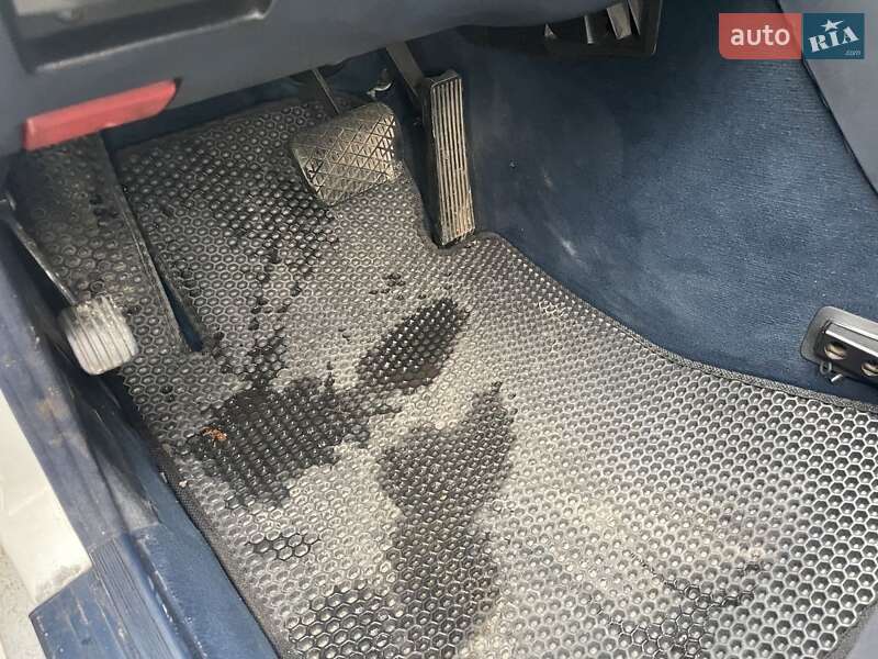 Седан Mercedes-Benz E-Class 1994 в Рівному