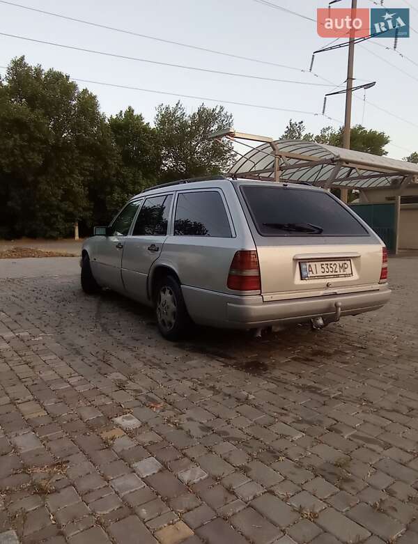 Универсал Mercedes-Benz E-Class 1994 в Херсоне