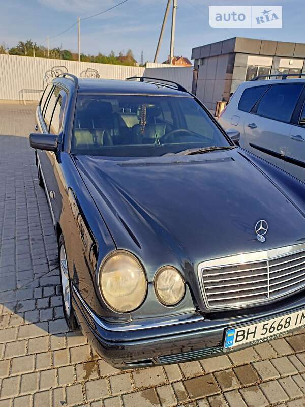 Седан Mercedes-Benz E-Class 1999 в Одесі