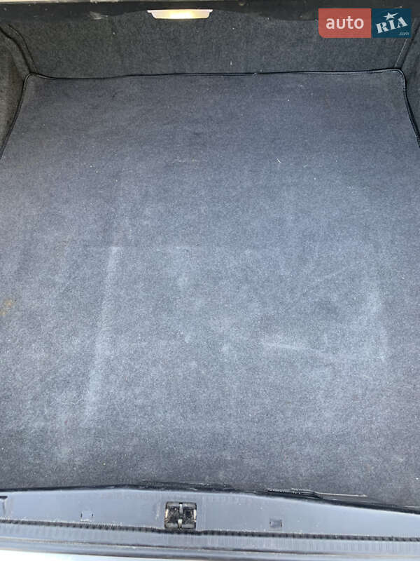 Седан Mercedes-Benz E-Class 1995 в Борисполе