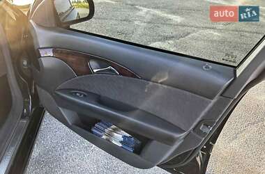 Седан Mercedes-Benz E-Class 2004 в 
