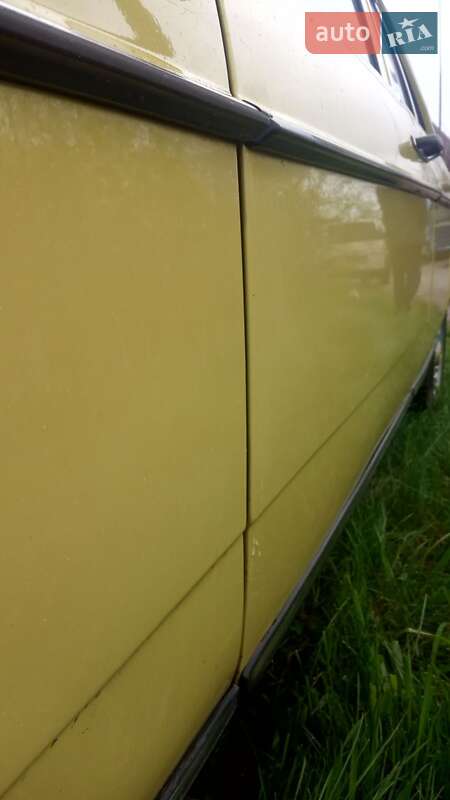 Седан Mercedes-Benz E-Class 1978 в Вільшанці