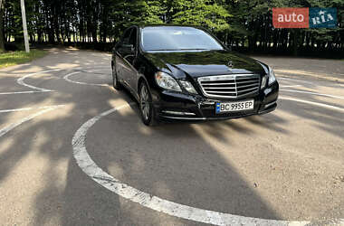 Седан Mercedes-Benz E-Class 2011 в 