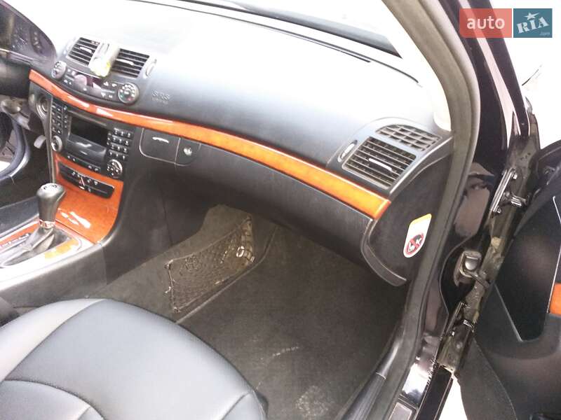 Седан Mercedes-Benz E-Class 2008 в Запоріжжі