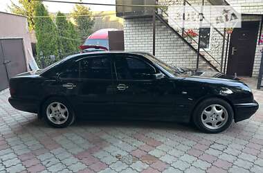 Седан Mercedes-Benz E-Class 1998 в Харкові