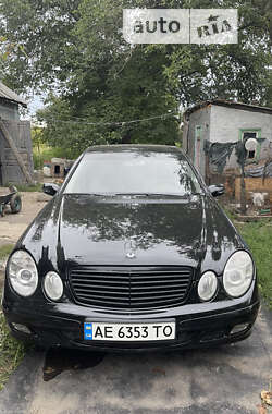 Седан Mercedes-Benz E-Class 2002 в Кривом Роге