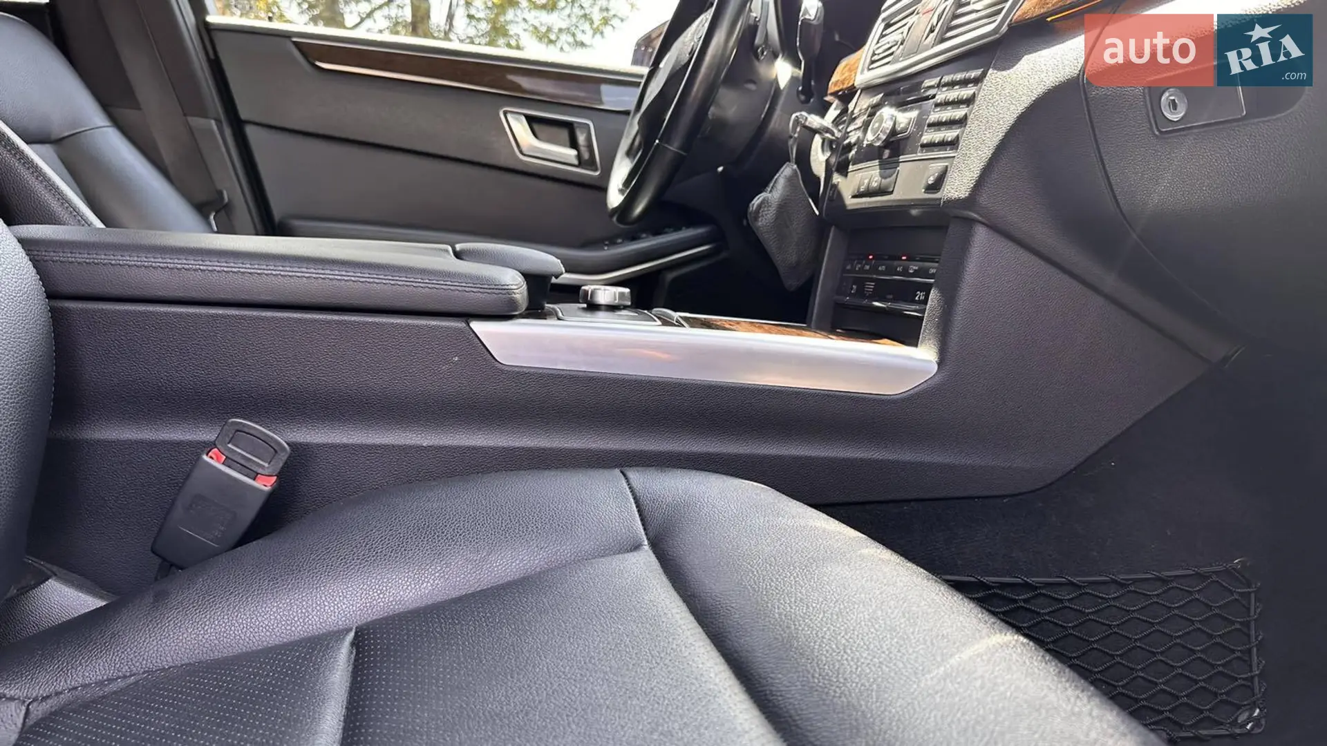 2012 Mercedes-Benz E-klasse - мініатюра 30