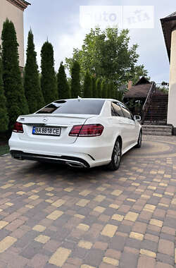 Седан Mercedes-Benz E-Class 2013 в Києві