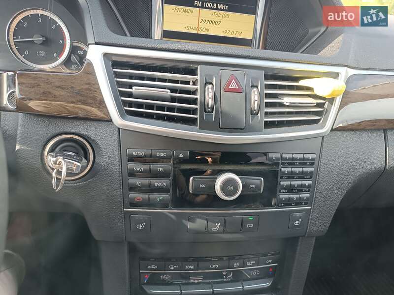 Универсал Mercedes-Benz E-Class 2011 в Львове