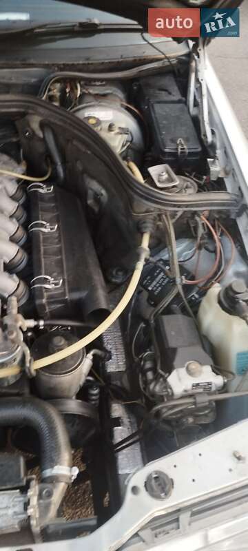 Седан Mercedes-Benz E-Class 1994 в Львові