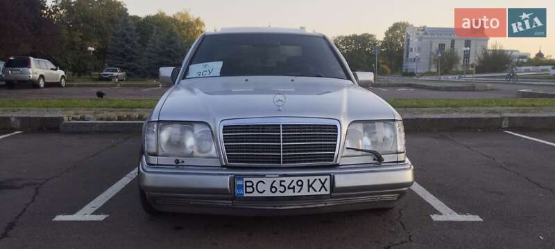 Седан Mercedes-Benz E-Class 1994 в Львові